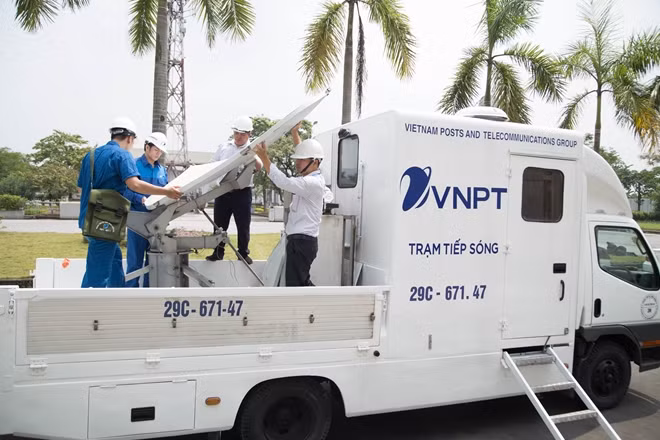 Chuẩn bị xe phát sóng lưu động