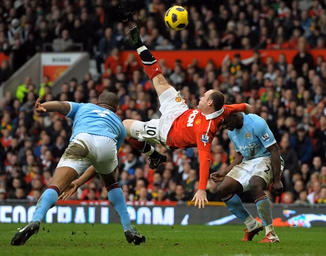 Khi ngẫu hứng, Rooney có thể chơi bóng như một cầu thủ Brazil.