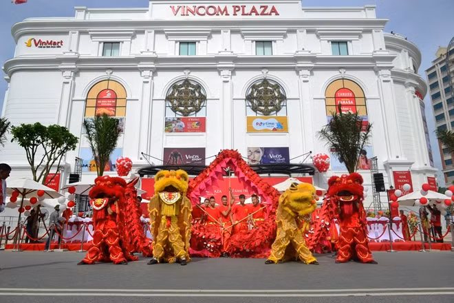 Vincom Plaza Lý Bôn khai trương