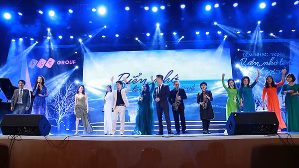 Khán phòng Trung tâm hội nghị quốc tế FLC Sầm Sơn từng là nơi diễn ra nhiều sự kiện âm nhạc lớn có chất lượng chuyên môn cao Khán phòng Trung tâm hội nghị quốc tế FLC Sầm Sơn từng là nơi diễn ra nhiều sự kiện âm nhạc lớn có chất lượng chuyên môn cao
