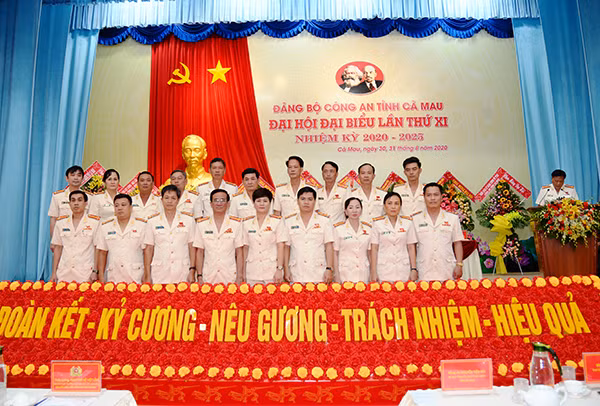 Ban chấp hành Đảng bộ Công an tỉnh lần thứ XI, nhiệm kỳ 2020-2025 và Đoàn đại biểu đi dự Đại hội Đảng bộ cấp trên