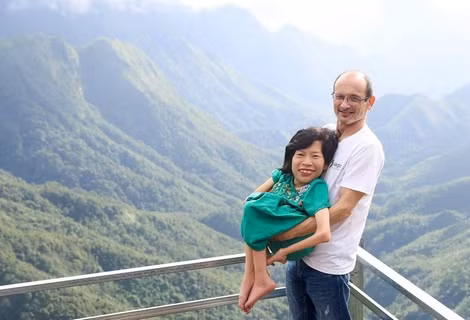 Từ khi yêu, Neil Vân đã muốn mua cho mình một ngôi nhà và được sống lâu hơn.