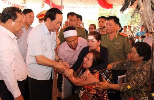 Ngày 7-7-2015, người dân xã Minh Hưng (Chơn Thành, Bình Phước) bàng hoàng trước cái chết thảm của 6 người trong Công ty chế biến gỗ Quốc Anh. Chỉ sau đó 1 ngày, trưa ngày 8-7, Bộ trưởng Bộ Công an Trần Đại Quang trực tiếp xuống hiện trường chỉ đạo công tác điều tra, phá án, đồng thời gửi lời thăm hỏi, chia buồn sâu sắc đến thân nhân gia đình các nạn nhân. Không lâu sau, hung thủ bị phát hiện.