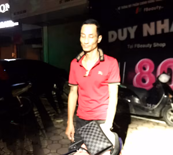 Đối tượng Thẩm Mạnh Dương bị bắt cùng ma túy.