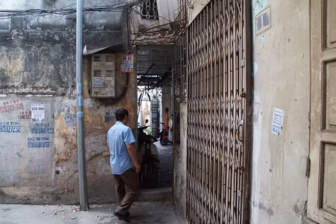 Các hộ dân nằm trong diện giải tỏa giải phóng mặt bằng tuyến đường này được bố trí tái định cư tại khu đô thị Nam Trung Yên, khu tái định cư Trung Hòa - Nhân Chính, dự án nhà ở cho cán bộ Bộ Công an...