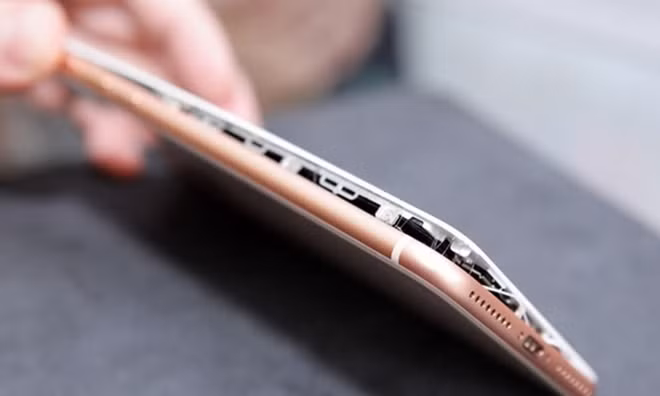 Siêu phẩm mới ra của Apple nhưng đang gặp sự cố về pin.