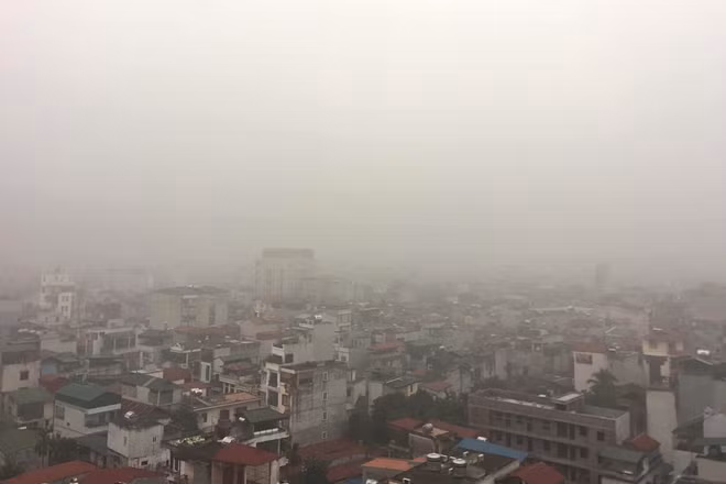 Khu dân cư thuộc khu vực quận Cầu Giấy trong màn sương sớm.
