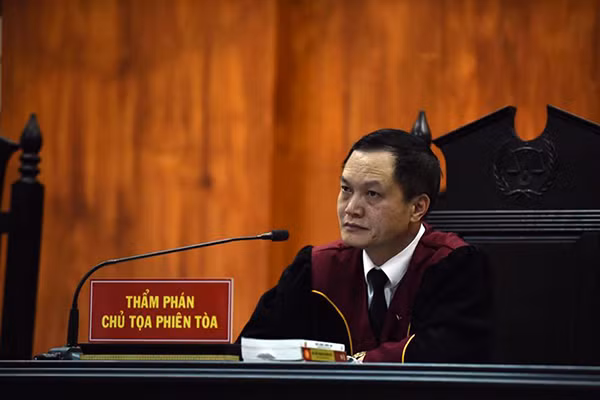 Chủ toạ phiên toà phúc thẩm.