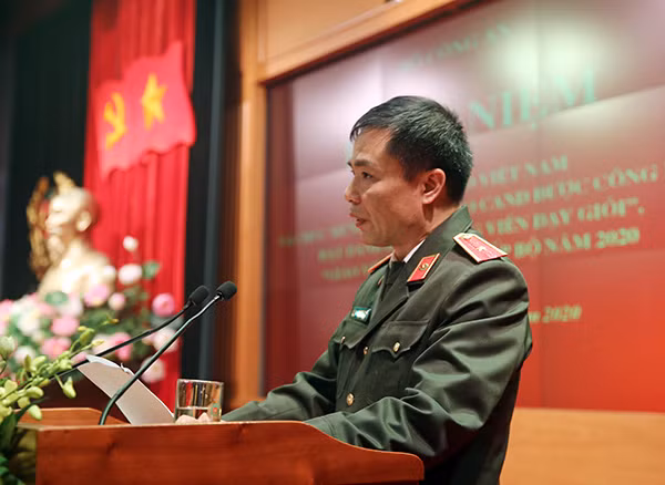 Thiếu tướng Đỗ Anh Tuấn, Cục trưởng Cục Đào tạo phát biểu tại lễ kỷ niệm