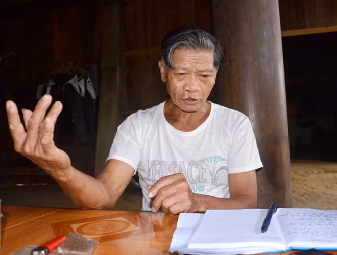 Ông Đô hào hứng nói về cuộc chiến với lâm tặc.