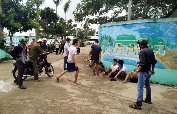 Đến 16 giờ chiều 6-11, lực lượng chức năng đã tìm và đưa được 21 học viên trở lại cơ sở