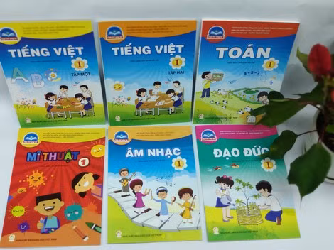 Các bộ SGK lớp 1 đảm bảo tính đa dạng phù hợp với tiêu chí chọn sách của nhiều địa phương.