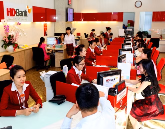 Việt Nam có độ mở lớn nên lãi suất và tỷ giá chịu nhiều tác động từ kinh tế thế giới.