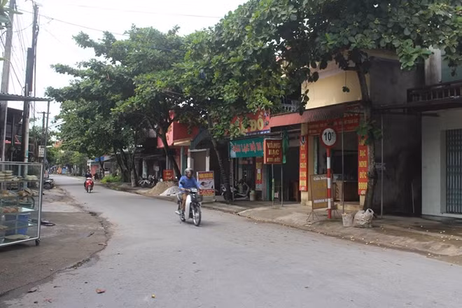 Khu vực gia đình nghi phạm sinh sống cách chợ Đình - nơi xảy ra vụ việc không xa.
