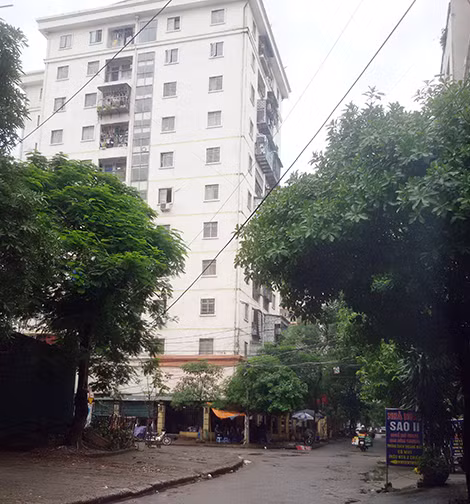 Nhiều nơi vẫn ngang nhiên làm chuồng cọp gây mất mỹ quan đô thị.
