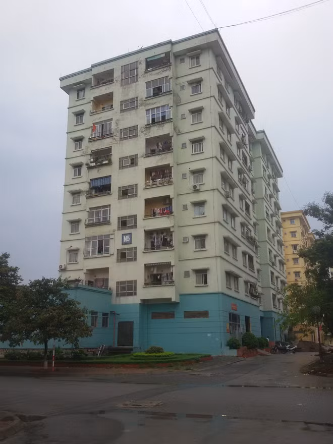 Khu chung cư Đồng Tàu bị sập nền lần thứ 2.