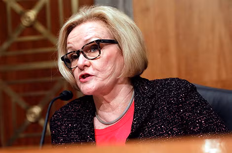 Bà Claire McCaskill, thượng nghị sĩ đảng Dân chủ.