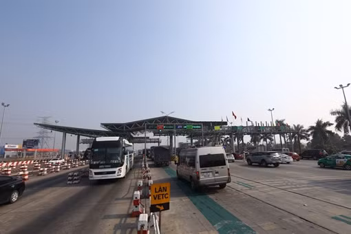 Sau 31/12, chủ xe phải trả phí dán thẻ không dừng ảnh 2