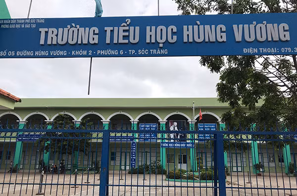 Trường Tiểu học Hùng Vương - nơi bị ép phải tái ký hợp đồng với doanh nghiệp cung cấp suất ăn.