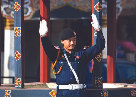 Cảnh sát Bhutan tận tụy và lạc quan