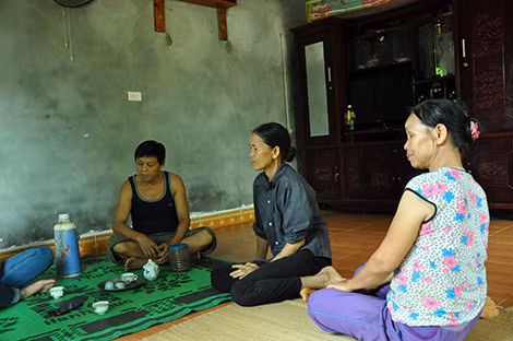Trên những dòng kênh đen ảnh 6
