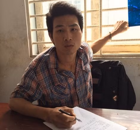 Đối tượng Phong lúc bị bắt.