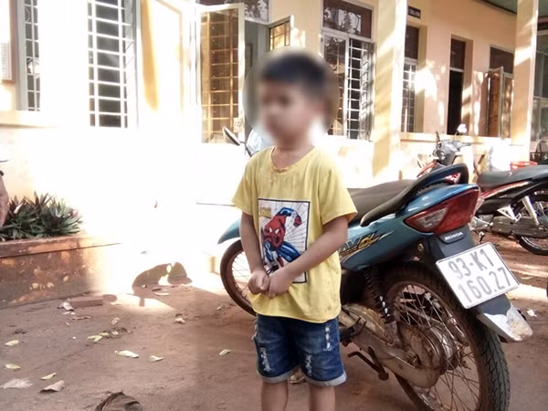 Cháu Vũ Tiến Đức