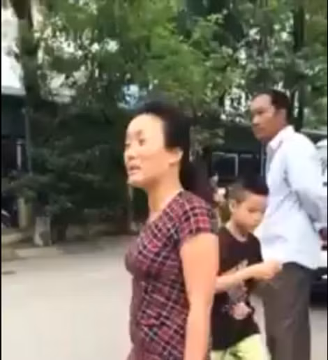 Người nhà nạn nhân vô cùng đau đớn.