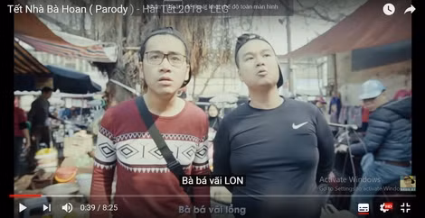 Lời lẽ trong MV "Tết nhà bà Hoan" cũng khá tục tĩu.
