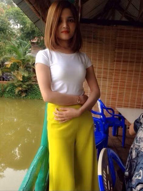 "Kiều nữ vàng giả" Đặng Xuân Hoa Diễm.