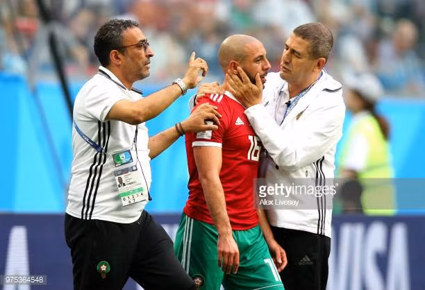 Nordin Amrabat sau khi được chăm sóc. Nordin Amrabat sau khi được chăm sóc.