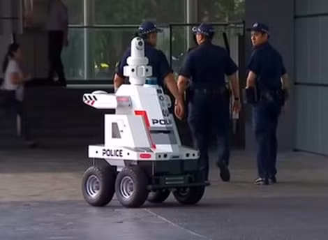 Robot cảnh sát ở Singapore