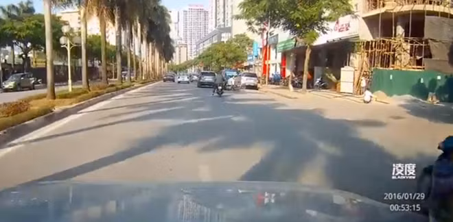Chiếc Mazda CX5 gây tai nạn bỏ chạy