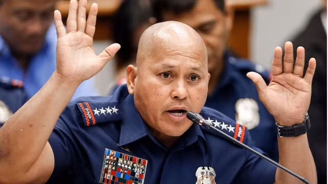 Cảnh sát trưởng quốc gia Philippines Ronald dela Rosa.