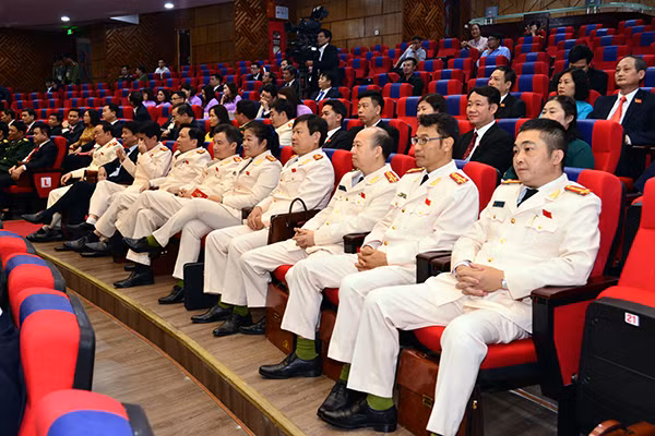 Đoàn đại biểu Đảng bộ Công an tỉnh Hải Dương tham dự Đại hội