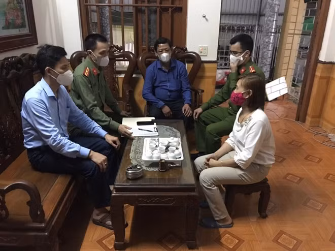 Công an tỉnh Hải Dương “rà từng ngõ, gõ từng nhà”.