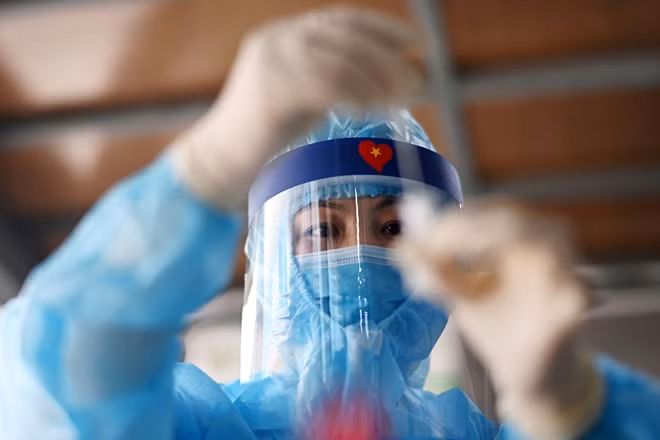 Được biết, đợt lấy mẫu xét nghiệm nhanh virus SARS-CoV-2 tiếp theo sẽ được Sở Y tế Hà Nội thực hiện từ ngày 15-19/3 tại các quận, huyện còn lại của thành phố.