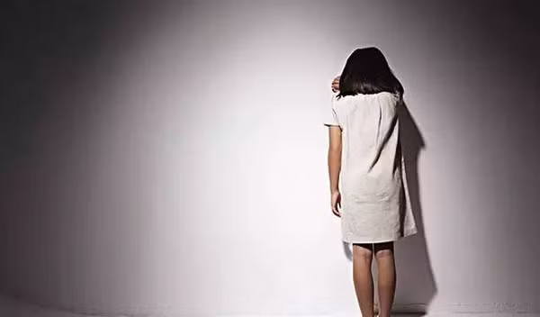 Cứ 8h trôi qua, ở Việt Nam có ít nhất 1 trẻ em bị xâm hại tình dục là con số đáng báo động với toàn xã hội. Cứ 8h trôi qua, ở Việt Nam có ít nhất 1 trẻ em bị xâm hại tình dục là con số đáng báo động với toàn xã hội.