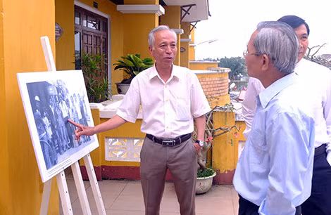 Nhiều hình ảnh về ông Kazik được trưng bày tại buổi lễ. Nhiều hình ảnh về ông Kazik được trưng bày tại buổi lễ.