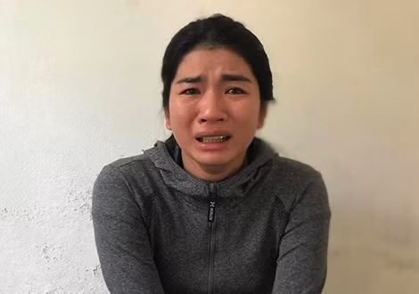 Thương khóc khi làm việc tại Cơ quan điều tra. Thương khóc khi làm việc tại Cơ quan điều tra.