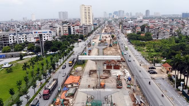 Hạng mục chính của dự án bao gồm: công trình cầu cạn dài hơn 4,7km, được thiết kế theo tiêu chuẩn đường cao tốc quy mô 4 làn xe, vận tốc 100km/h; bề rộng cầu cạn 24m, kết cấu nhịp sử dụng dầm chữ T.