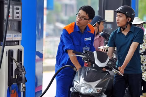 Xăng giữ giá, dầu tăng nhẹ