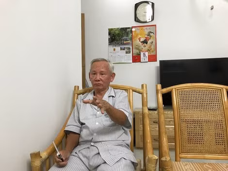 Vào dịp tháng 7, trong lòng Tư Phụng lại bồi hồi nhớ đồng đội đã hy sinh. Vào dịp tháng 7, trong lòng Tư Phụng lại bồi hồi nhớ đồng đội đã hy sinh.
