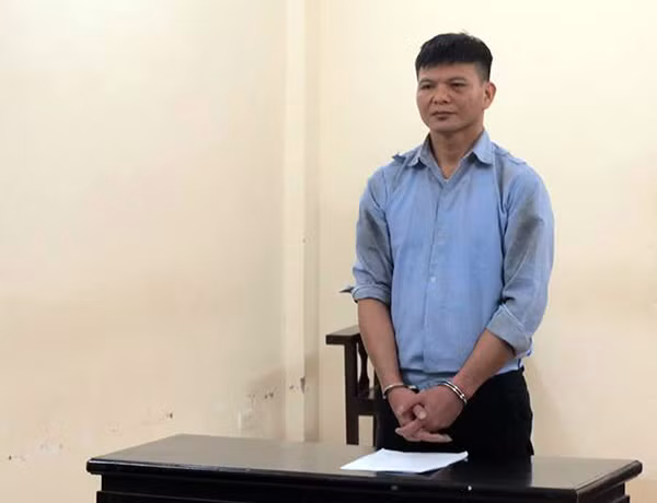 Bị cáo Huyên tại phiên xử.