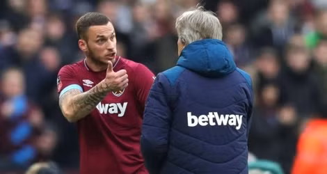 Arnautovic có thể là cầu thủ thích hợp để bổ sung cho Harry Kane.