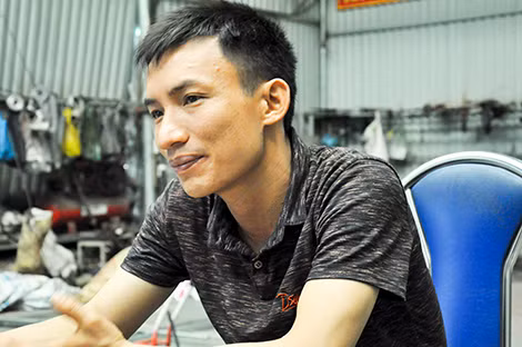 Mong ước lớn nhất của anh Huy là giúp bà con bớt đi những giọt mồ hôi. Mong ước lớn nhất của anh Huy là giúp bà con bớt đi những giọt mồ hôi.