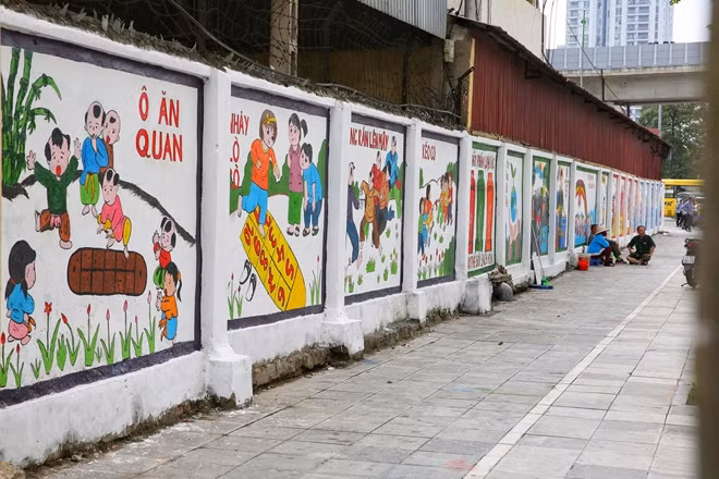 Tuyến phố Mỗ Lao đang dần thay áo mới, sáng sủa hơn, sạch sẽ hơn. Hoạt động của các bạn nhận được rất nhiều lời động viên, ủng hộ của người dân sống tại khu vực trên.