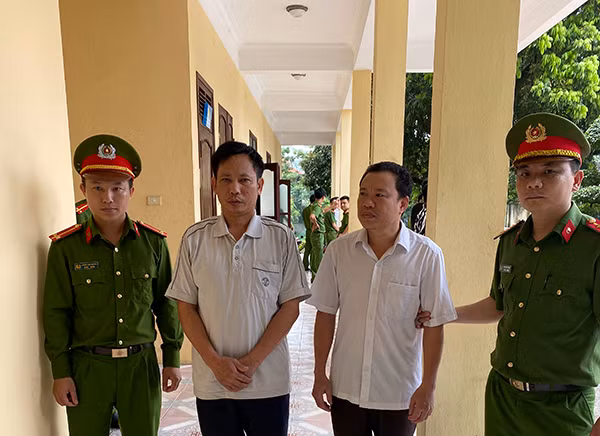 Lê Xuân Dương (trái) và Lê Minh Thương