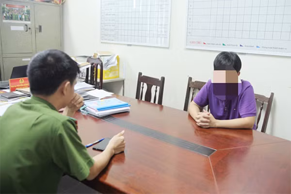 Nạn nhân H được giải cứu an toàn về Việt Nam