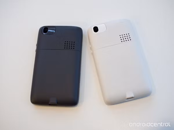Tuy nhiên, lịch sử của Android vốn bắt đầu với một chiếc điện thoại khác mà ít người biết tới với tên gọi khá lạ "Sooner".